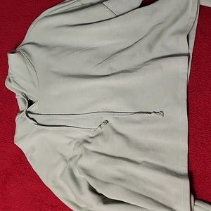 Green cropped hoodie